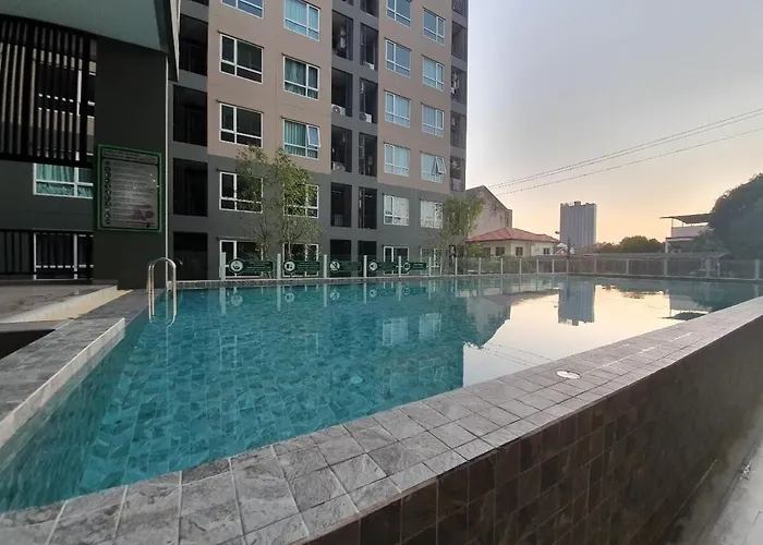 Near Bts Sukhumvit Line 800m 公寓